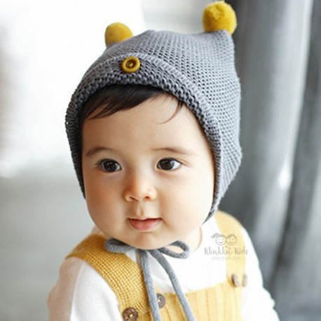 baby knitted pom pom hat